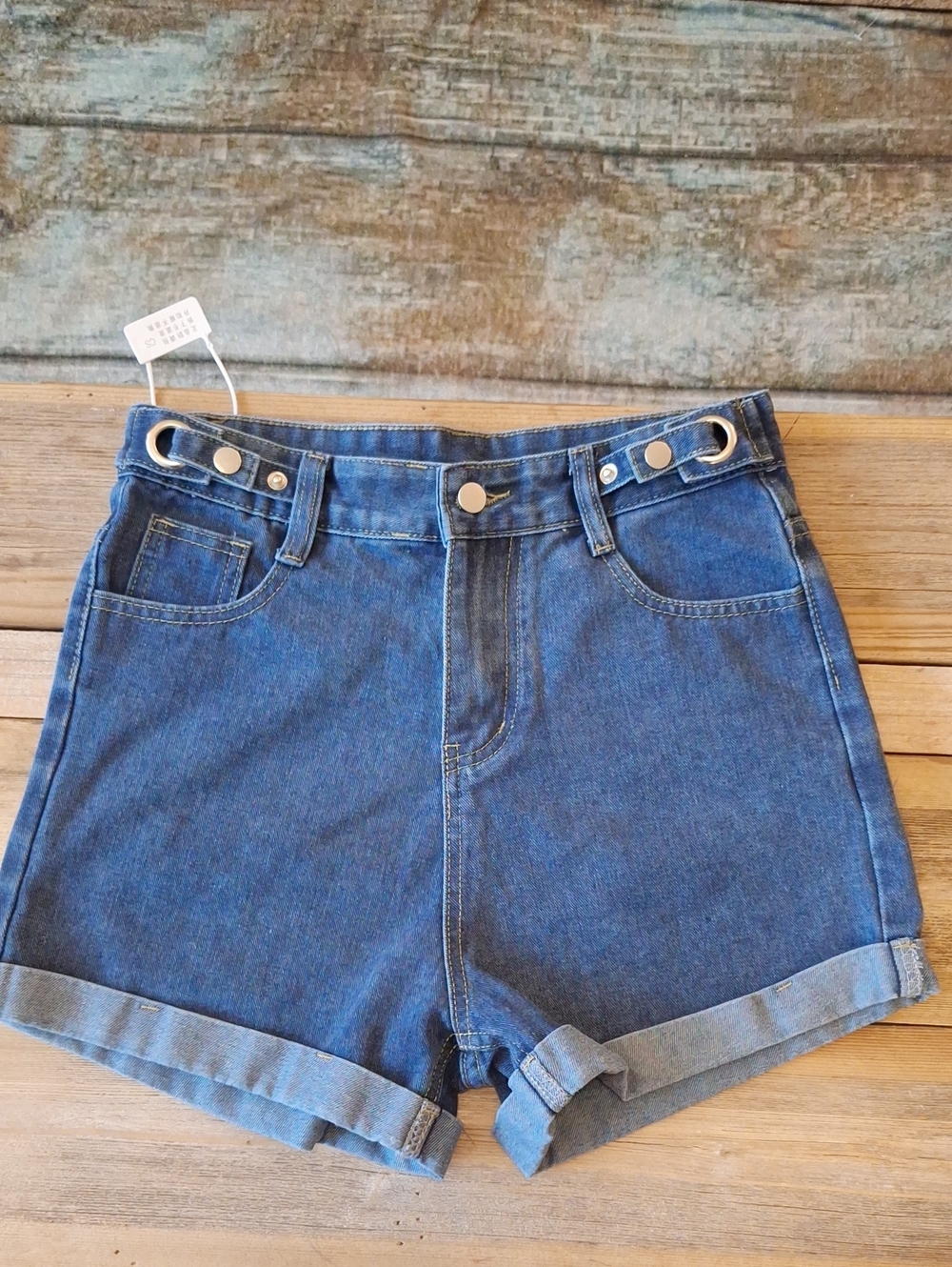 🔥🔥CLEARANCE ITEM High-Rise Denim Cuffed Women’s Shorts With Adjustable Waist M
